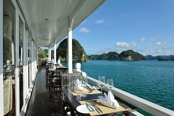 paradise luxury cruise halong bay
